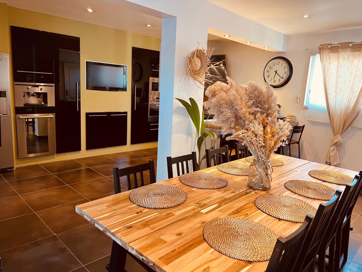 Maison De Village Ecusson - Logement Entier - 160M2 - 4Chambres - Centre Ville - Terrasse - Climatise 尼姆 外观 照片